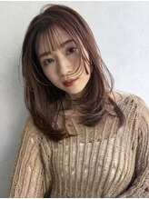 コテで軽くワンカールするだけで可愛く決まる！ご自宅での「扱いやすさ」をとことん考えたカット技術♪
