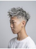 ショートスタイル×ツイストパーマ×ホワイトメッシュ