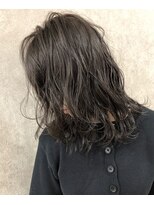 トワエモア バイ ブレス(toi et moi . by BLESS)&nbsp;【 platina greige  】 semi long