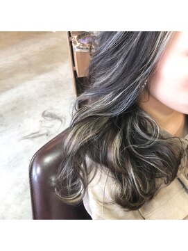 キー(key) グレージュ