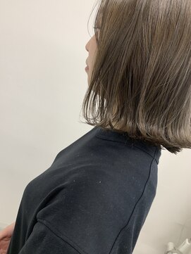 ガーランドウメダ(Garland umeda) ミディアムボブ