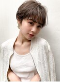 大人ショートカット カジュアル マッシュ 前髪あり パーマ 30代