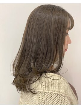 アピッシュ ギンザ(apish ginza) tomo【髪質改善オイルカラー　オリーブベージュ】