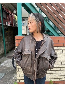 ルーム(Loom.) ダブルカラーボブインナーカラーベージュフェイスフレーミング