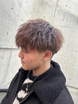 イーラ(era) ソフトツイストパーママッシュ緩め刈り上げツーブロック