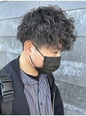 メンズマッシュパーマ波巻スパイラルパーマニュアンスパーマ眉毛
