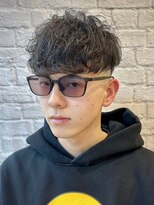 グレイスフル バーバープラチナム 六本木店(Graceful Barber platinum) フェードカット＋スペインカール風太