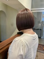 エルサフィロ ヨドヤバシ(el zafiro yodoyabashi)&nbsp;ぱつっとボブ　ラベンダーピンクベージュ