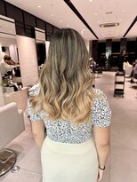 ステア ケース(stair case)&nbsp;モカベージュ　バレイヤージュ　ハイライトミックス