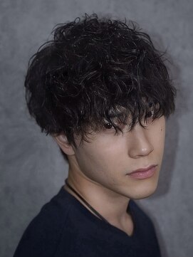 ノイル(Noil) 【KEISUKE∞/メンズ】スパイラルパーマ