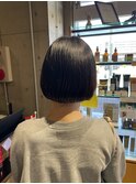 暗髪透明感グレージュ切りっぱなしボブ美髪