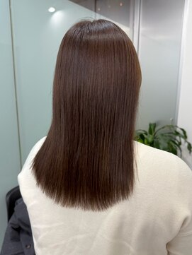 イーラ(era) ストレート×オリーブベージュ