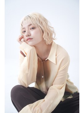 ブレスシイ 大阪梅田(brace SII) ハイトーンボブ blond