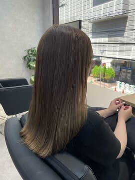 ズッカ(ZuKKa) 《ZuKKa》グレージュ◇20代30代40代50代【武蔵小杉/新丸子】