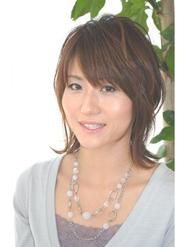 ボイス(Voice) 小顔を叶えるダイヤモンドミディ