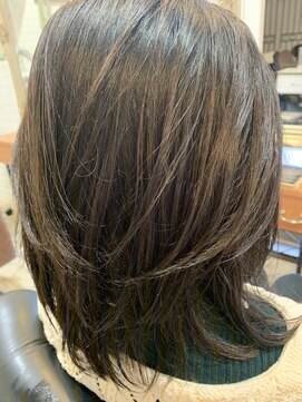 ハーフ(HALF) 自然な仕上がりが人気のシルキーストレート