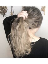 ウル(Ulu)&nbsp;バレイヤージュ×ミルクティーベージュ