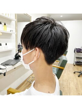 アクルヘアーバイテソロ(AKUR hair by tesoro) ナチュラル刈り上げマッシュ