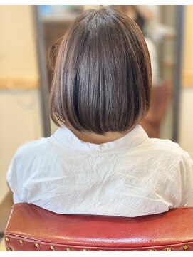 ライフ アトリエ Life atelier インナーカラーボブ