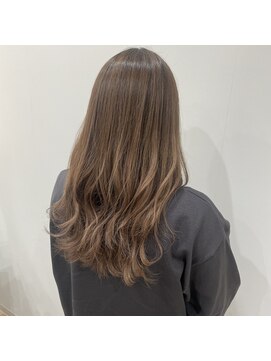 ファースト 泉中央店(first) レイヤーロング/ことりベージ/20代30代40代