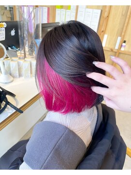 フンヌフンヌ セカンド インパクト(funnufunnu 2nd IMPACT) 切りっぱなしボブ×インナーピンク【北戸田】