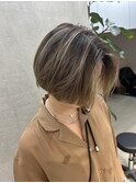 ショートボブ×ハイライト