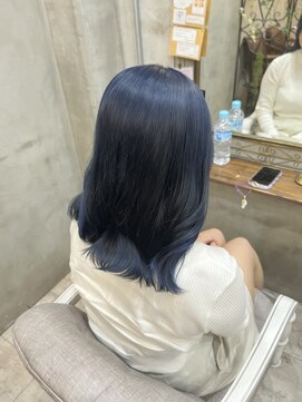 ブーミー(Bor mee) 【Bormee】ブルベさん必見！艶々ネイビーブルー/嶋田萌乃