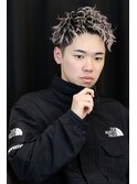 無造作スパイキーショート