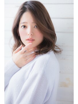 ラフ フロム ガーデン(Laf from GARDEN) 【寺尾拓巳】大人かわいいグレージュひし形ストレートミディ