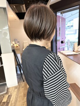 ジールヤマグチ 朝霧駅前店 【丸みボブ】白髪ぼかし/白髪/白髪染め/脱白髪染め/白髪活かし