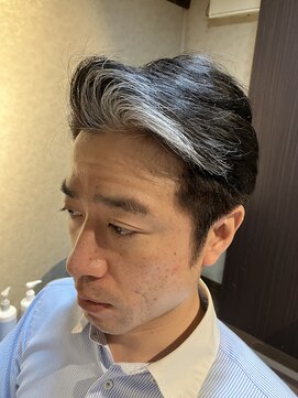 グラン 矢巾店(GRAN) 白髪を活かしたメッシュカラーショート