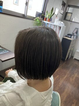 フリーダムデザイン(FreeDoM Design hair&nail) 内巻きショートボブ