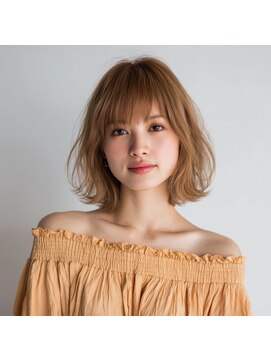 レイヤーボブ×ベージュ