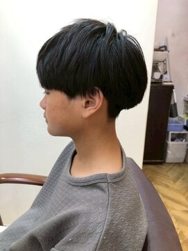 レボルトヘアー(R EVOLUT hair) MEN’S/リバースセンターパート/ニュアンスパーマ/柏駅