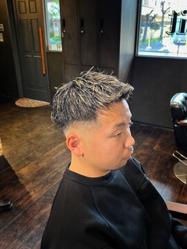 ブライト 関目(Breit) 【フェザーアップ×メッシュ】