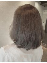 アルム(arum)&nbsp;ミディアムレイヤー/横浜/元町/白髪染め/半個室/マンツーマン