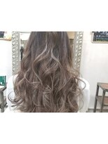ゼットサロン(Z SALON) Z「ハイライトでスモーキー◎」