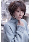 小顔ひし形シルエットショート