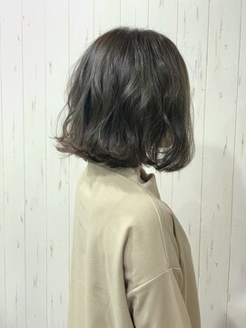 アイリー(AiRiy) 【AMI】2wayスタイルの切りっぱなしボブ