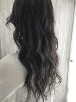 シエル 立川店(CIEL)&nbsp;ブルーアッシュ× ハイライト×ロング【CIEL×maki】