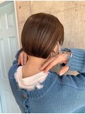 パツっとボブ_ホワイトアッシュショートパーマ