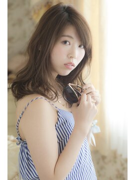 ミエル ヘア 新宿(miel hair) 〈mielhair新宿〉TOKIO　イルミナ　ゆるふわミディ