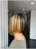 アシンメトリー☆ボブ　ブロンドインナーカラー