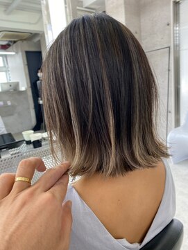 イキ 表参道(iki omotesando) モード/無造作ウェーブ/大人ガーリー[表参道駅]