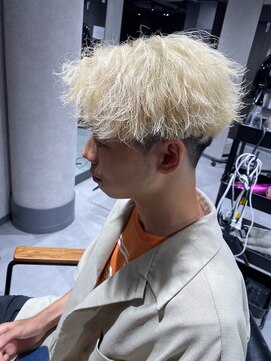 ネクストネオ 静岡(NEXT NEO) NEXT静岡NEO【櫻田】抜きっぱなし2回ブリーチホワイトベージュ