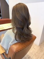 マーリャヘアー(mallia hair)&nbsp;レイヤースタイルレイヤーカットロングレイヤー小顔スタイル
