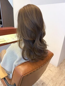 マーリャヘアー(mallia hair) レイヤースタイルレイヤーカットロングレイヤー小顔スタイル