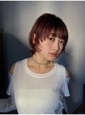 モードショート × 外ハネラインバング