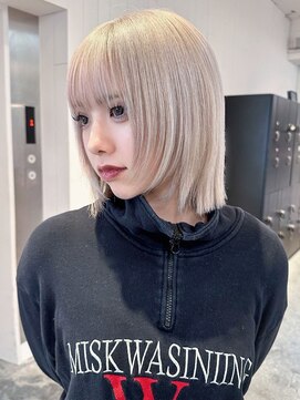 アルバム 新宿(ALBUM SHINJUKU) ボブホワイトグレージュミディアム美髪ミニウルフ_ba549651