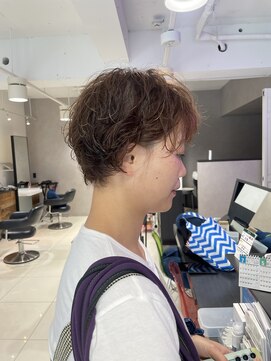 バイブス バイ ケンジ(vibes by KENJE) ショートカット　パーマ